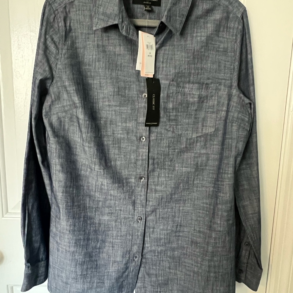 NWT Banana Republic Classic Fit Chambray Woven Button Front Shirt